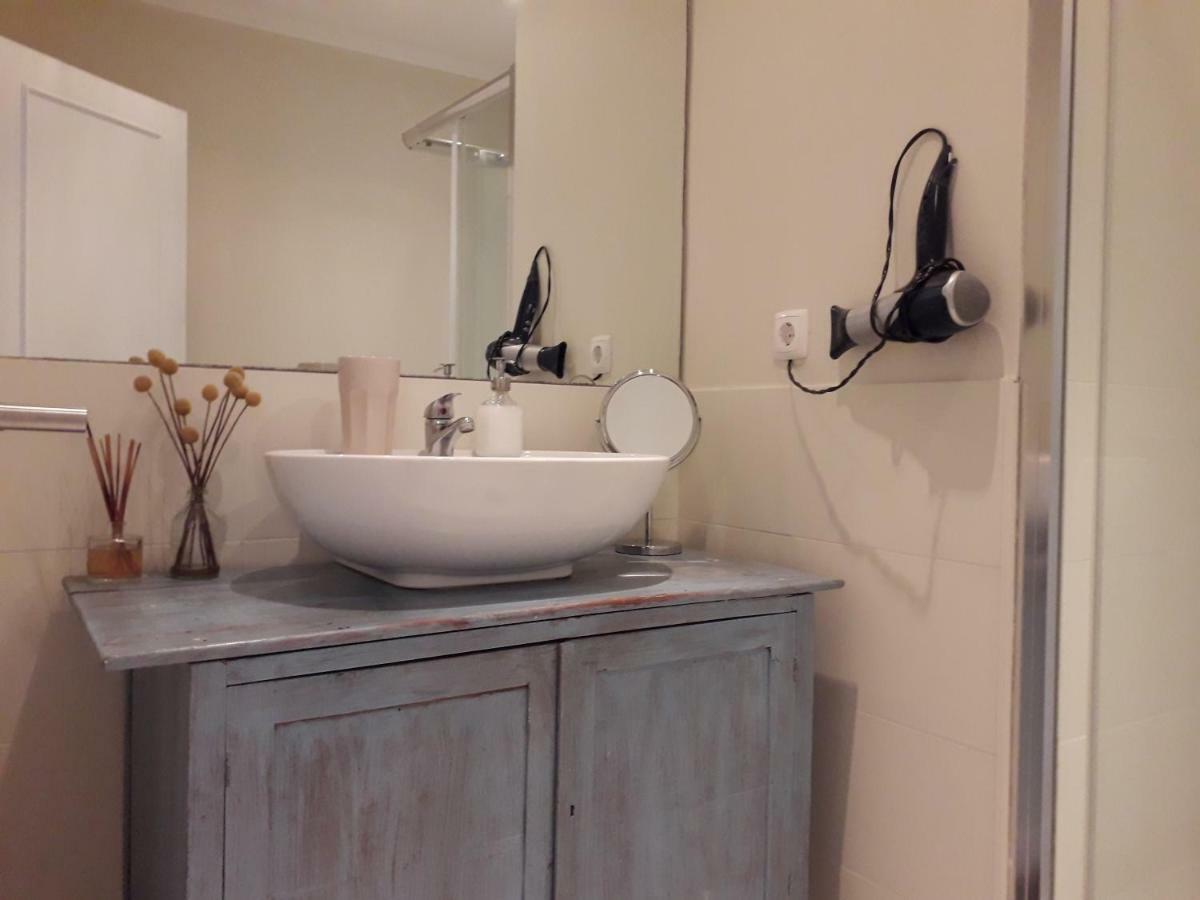 Peaceful Top Floor Apt W Balconies - Cambridge Right - Ac ฟุงชาล ภายนอก รูปภาพ