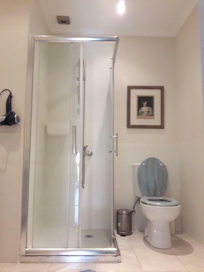 Peaceful Top Floor Apt W Balconies - Cambridge Right - Ac ฟุงชาล ภายนอก รูปภาพ